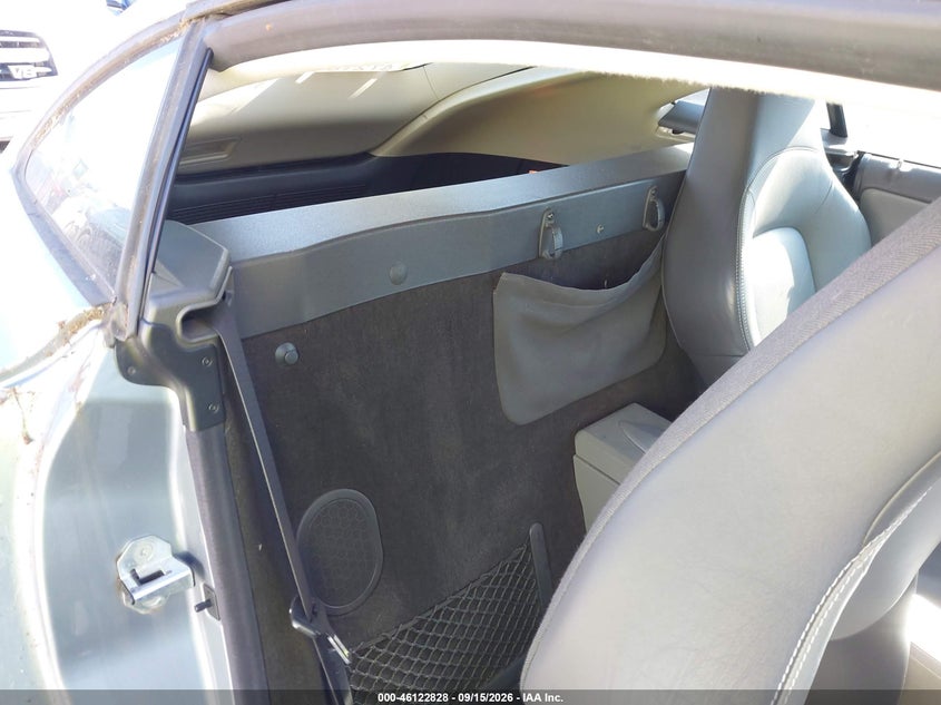 2005 CHRYSLER CROSSFIRE auction photo 8