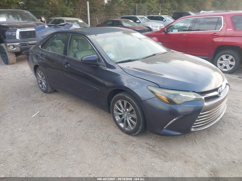 TOYOTA CAMRY - zdjęcie 1