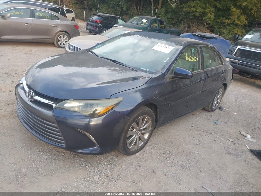 TOYOTA CAMRY - zdjęcie 2
