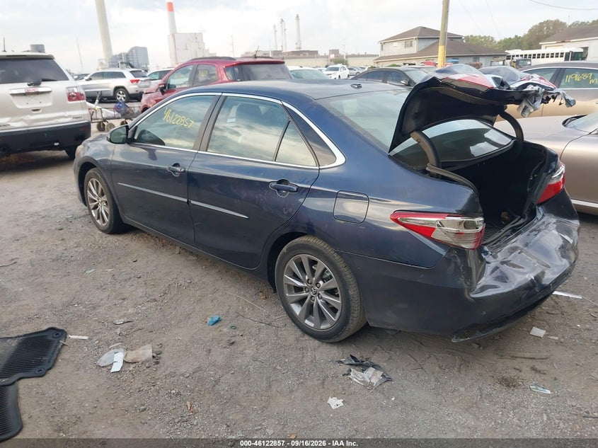 TOYOTA CAMRY - zdjęcie 3