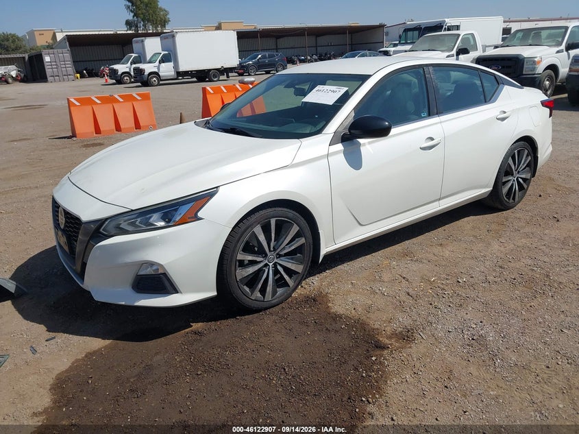 2020 NISSAN ALTIMA auction photo 2