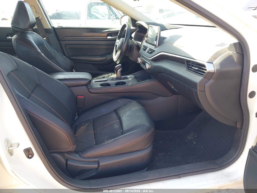 2020 NISSAN ALTIMA auction photo 5