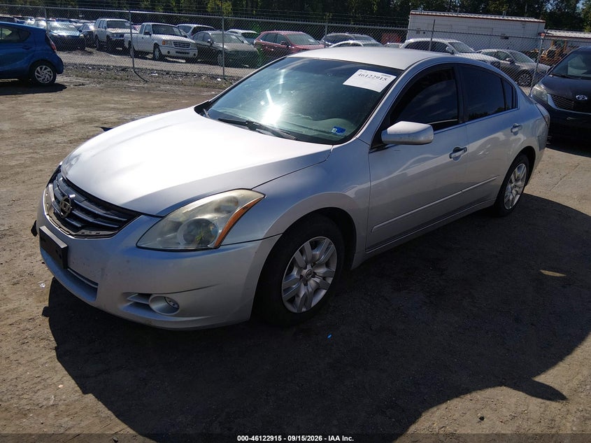 2012 Nissan Altima, Right Front, IAAI, VIN 1N4AL2AP4CC124171 — photo 2