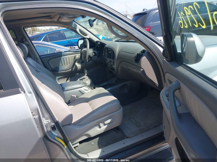 2005 TOYOTA SEQUOIA auction photo 5