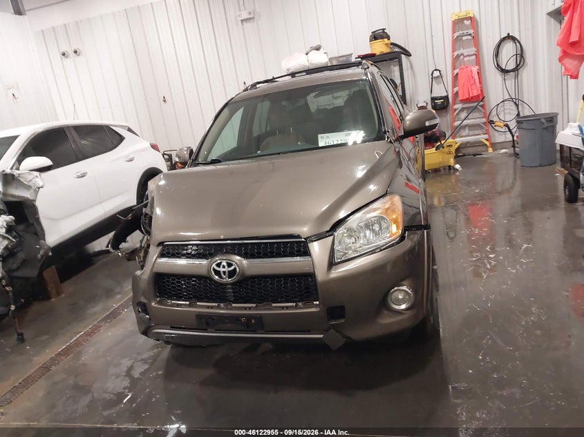 2012 TOYOTA RAV4 LIMITED · Фото 12