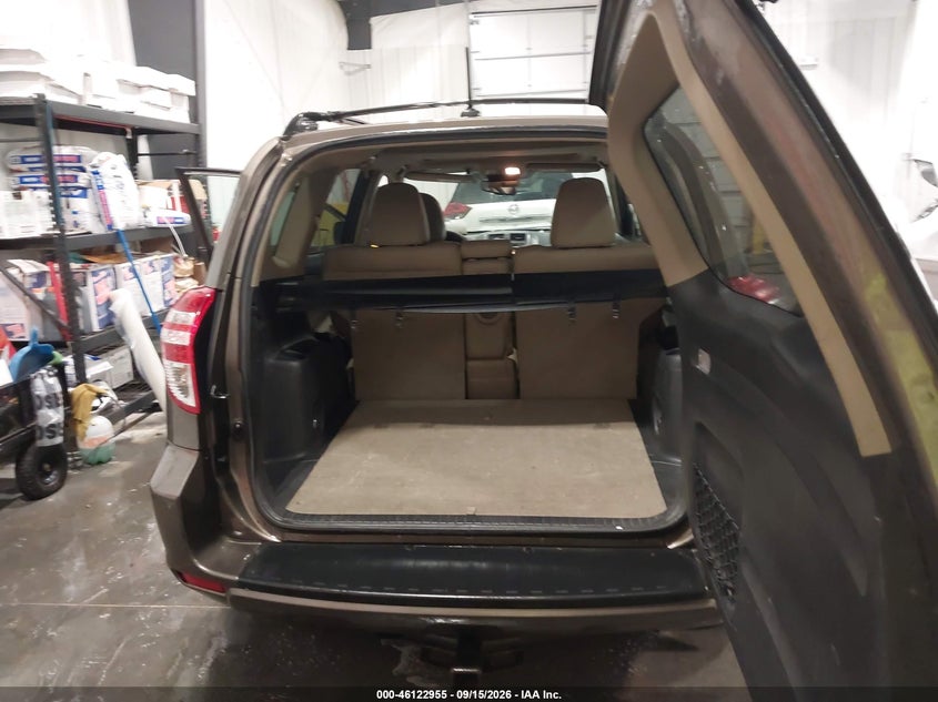 2012 TOYOTA RAV4 LIMITED · Фото 17