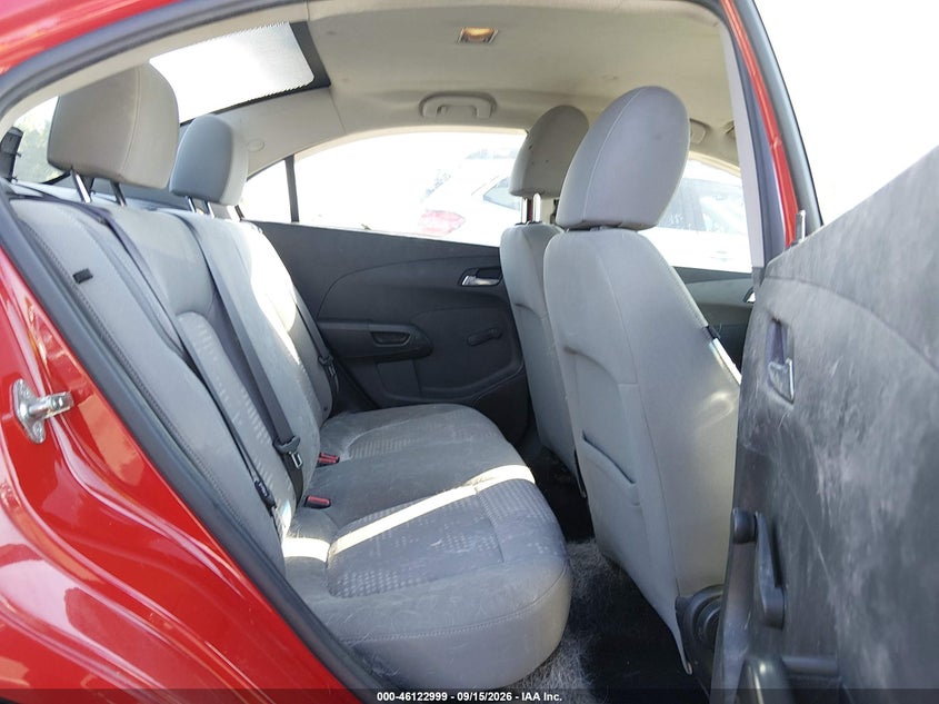 2012 CHEVROLET SONIC auction photo 8