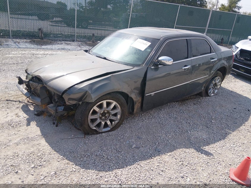 Vin: 2c3ca6ct4ah208841, lot: 46622740, chrysler 300c 20102