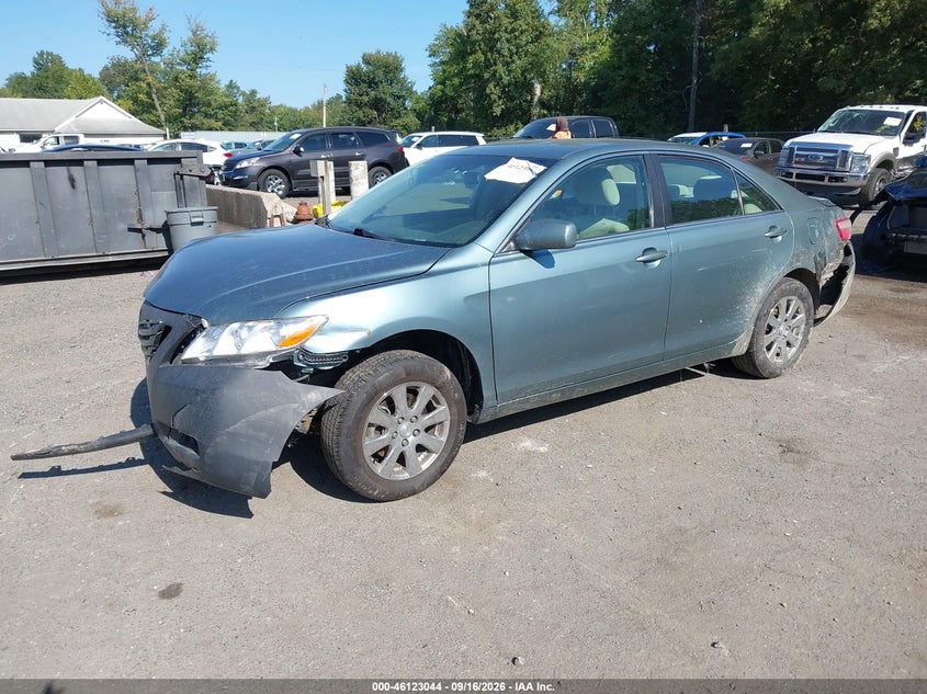 2009 Toyota Camry, Front & Rear, IAAI, VIN 4T1BE46K99U882068 — photo 2