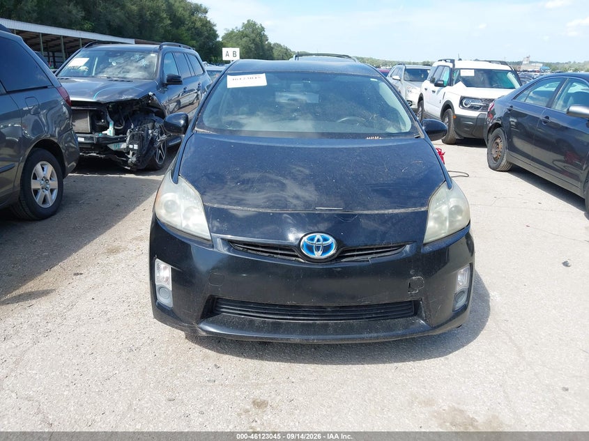 2011 TOYOTA PRIUS auction photo 6