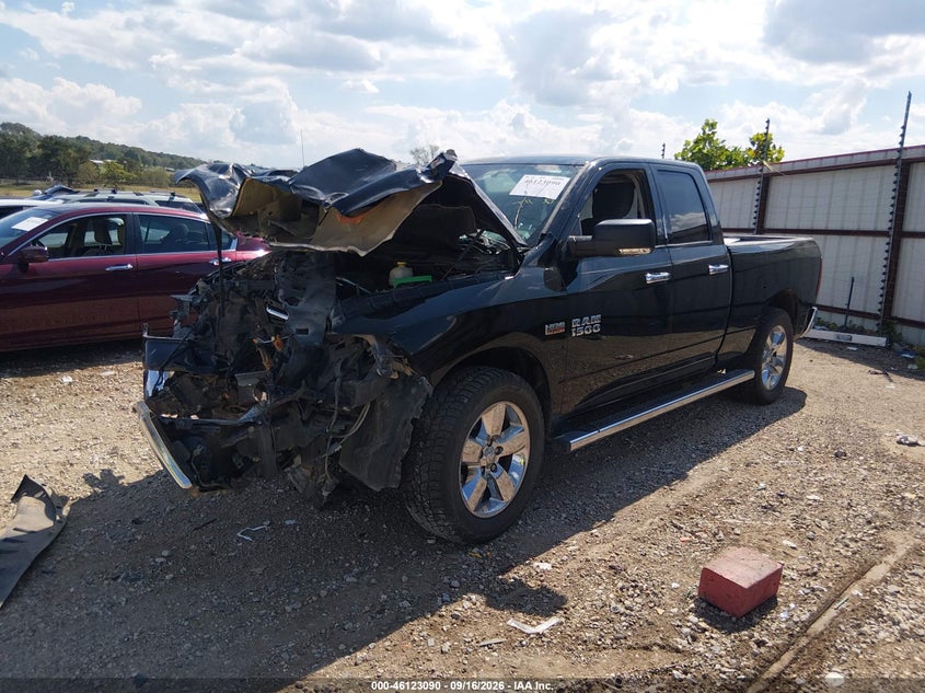 Vin: 1c6rr7gt2fs598599, lot: 46622810, ram 1500 big horn 20152