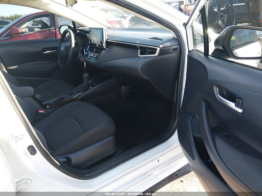 TOYOTA COROLLA - zdjęcie 5