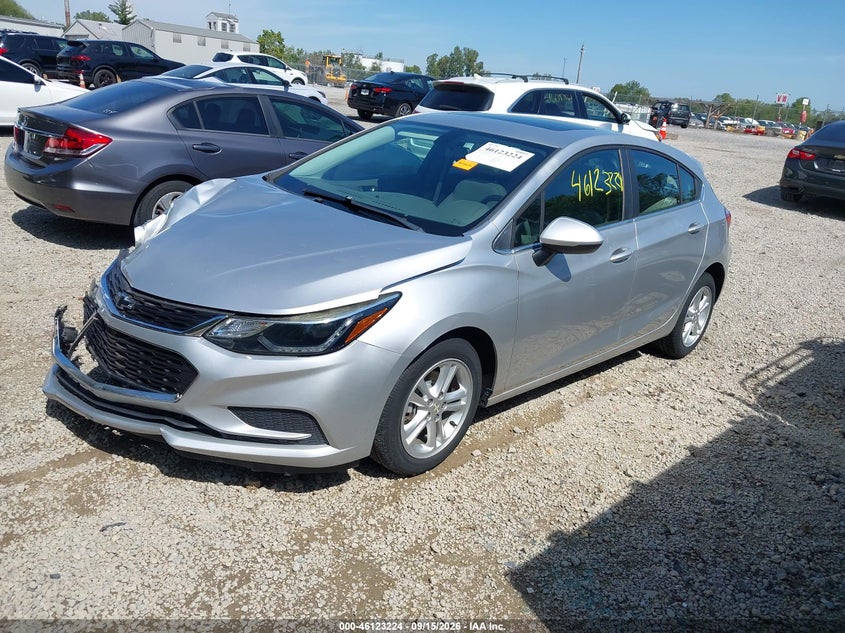 2018 Chevrolet Cruze, Right Front, IAAI, VIN 3G1BE6SM4JS594253 — photo 2