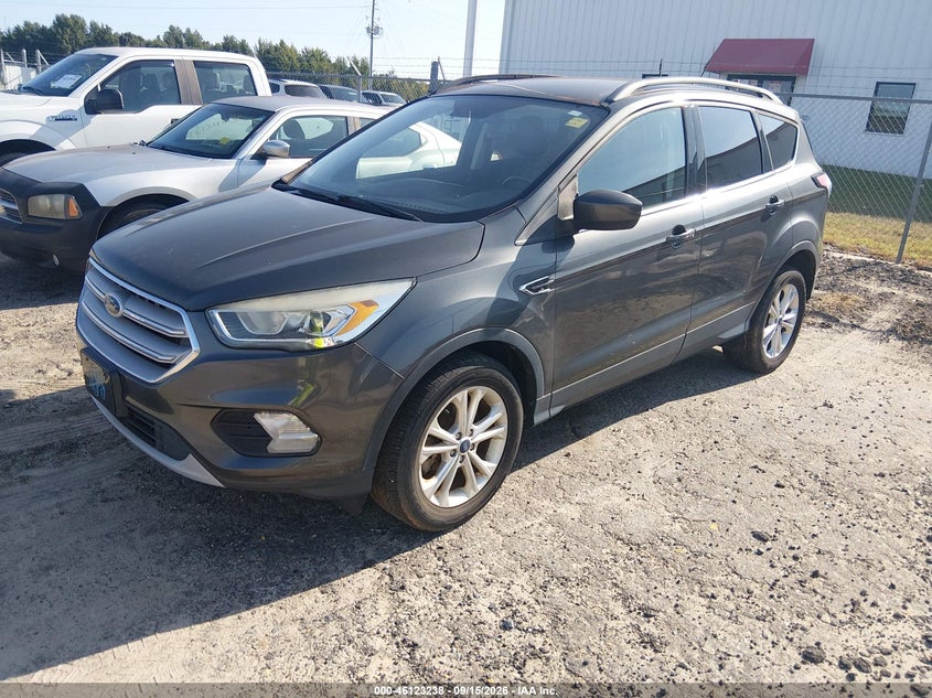 Vin: 1fmcu9hd1jua77902, lot: 46622958, ford escape sel 20182