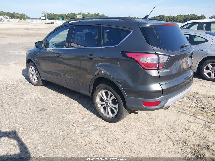 Vin: 1fmcu9hd1jua77902, lot: 46622958, ford escape sel 20183
