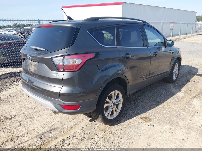 Vin: 1fmcu9hd1jua77902, lot: 46622958, ford escape sel 20184