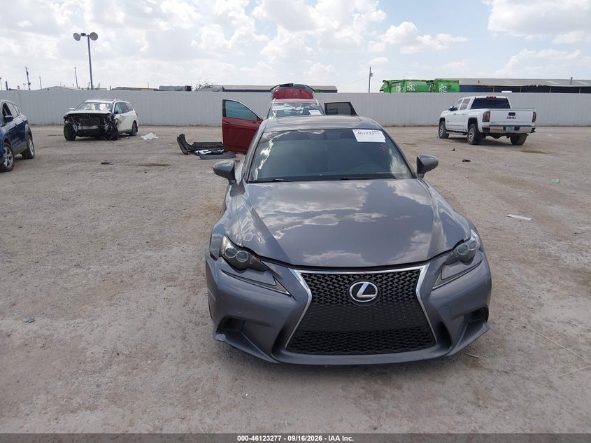 LEXUS IS 250 - zdjęcie 18