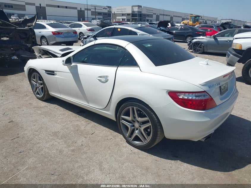 Vin: wddpk4ha9ef092197, lot: 46623010, mercedes-benz slk 250 20143