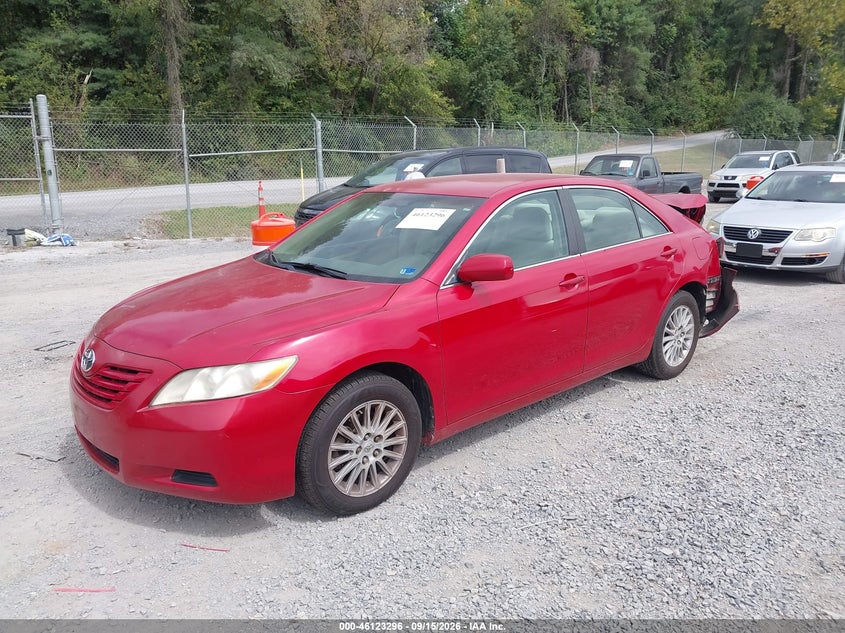 2007 Toyota Camry, Repossession, IAAI, VIN 4T1BE46K67U116165 — photo 2