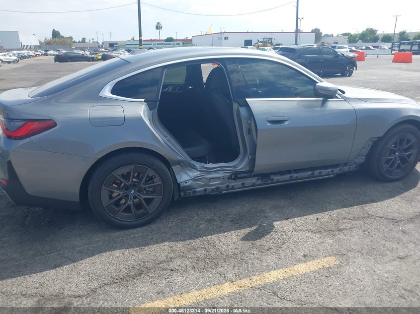 BMW I4 GRAN COUPE - zdjęcie 6