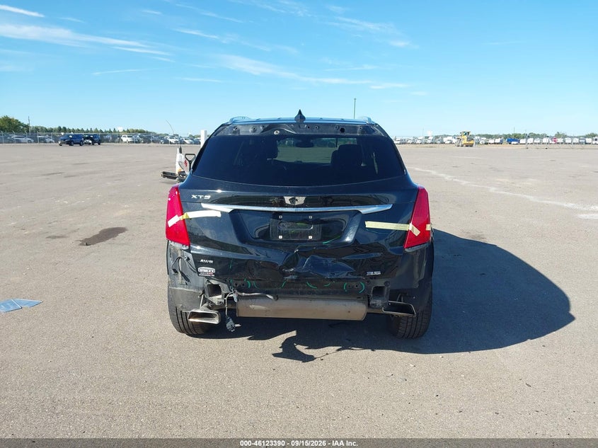 CADILLAC XT5 - zdjęcie 17