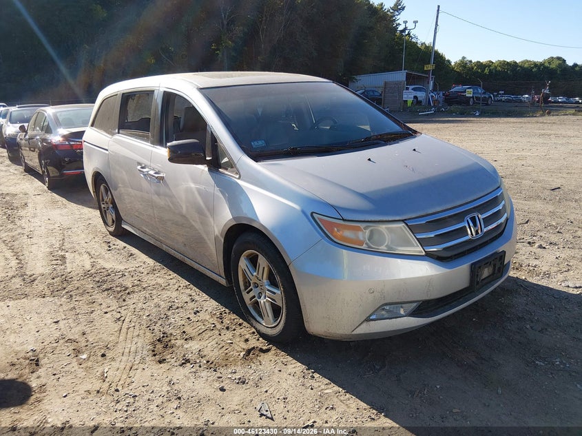 2012 HONDA ODYSSEY auction photo 1