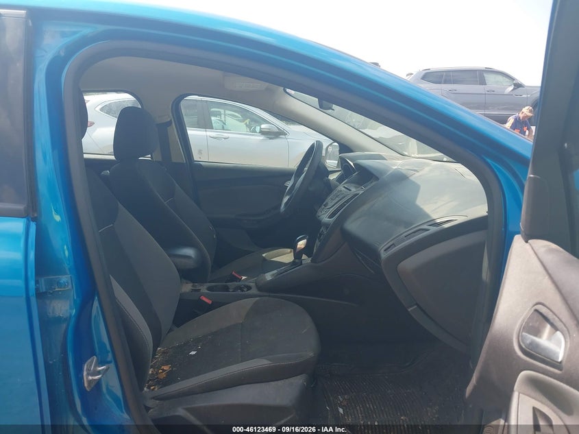 FORD FOCUS 2014 VIN 1FADP3K28EL148714