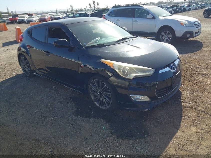 2013 HYUNDAI VELOSTER auction photo 1