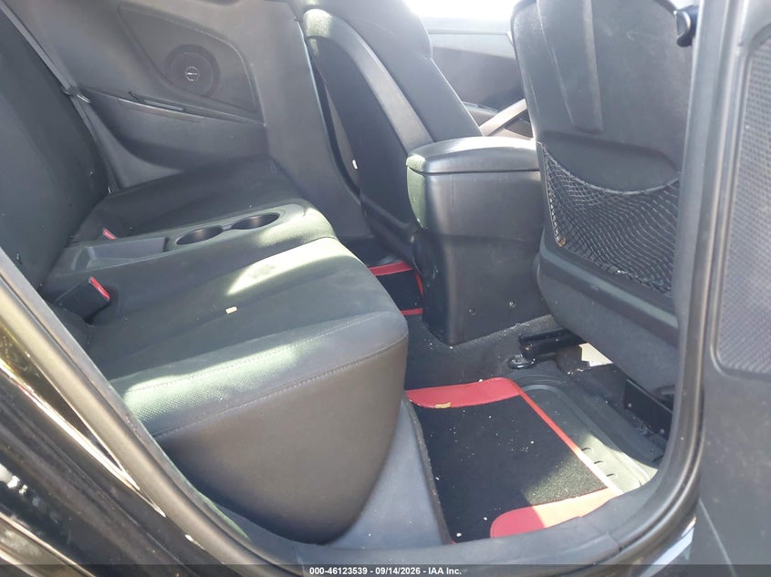 2013 HYUNDAI VELOSTER auction photo 8