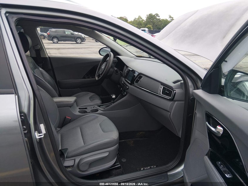 2017 KIA NIRO auction photo 5