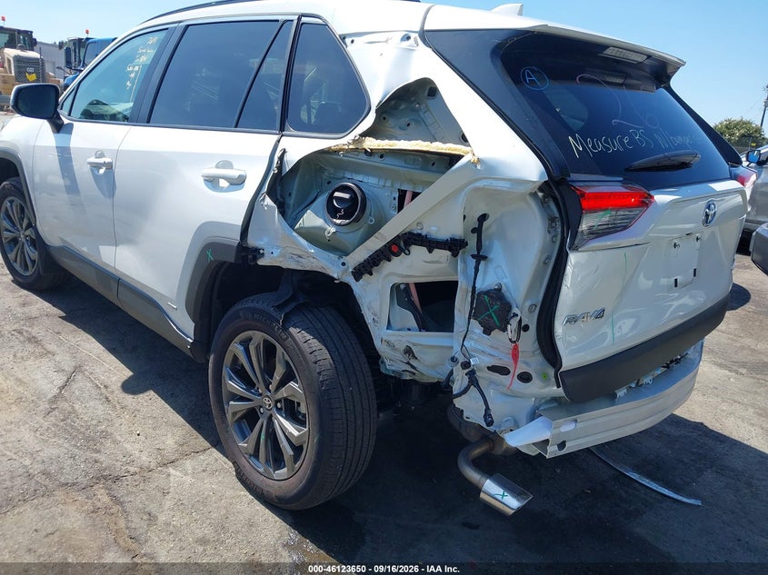 TOYOTA RAV4 HYBRID - zdjęcie 17