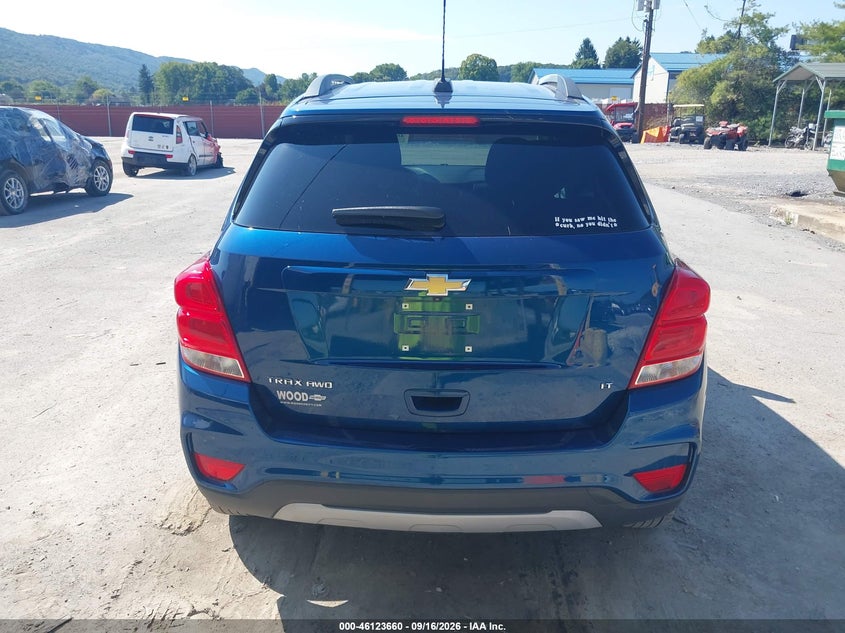 2020 CHEVROLET TRAX AWD LT · Photo 16