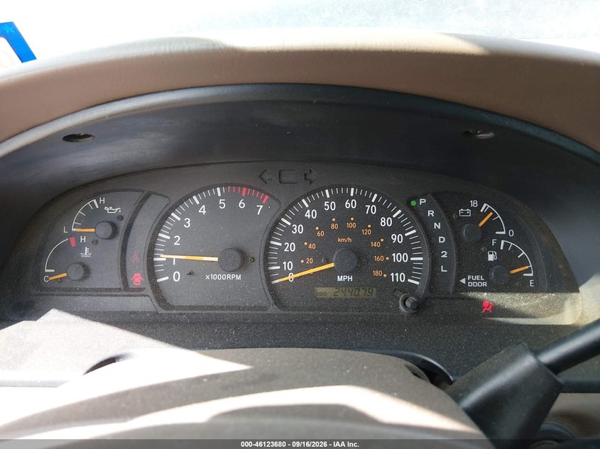 TOYOTA TUNDRA 2004 VIN 5TBRT34104S443411