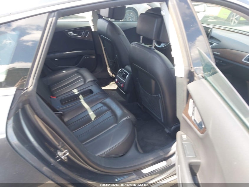 2012 AUDI A7 auction photo 8