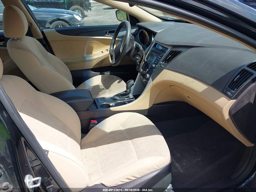 2013 HYUNDAI SONATA auction photo 5