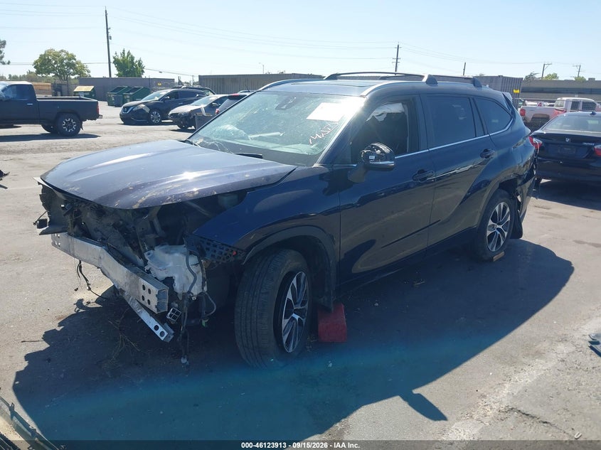 2023 Toyota Highlander, Front End, IAAI, VIN 5TDKDRBH3PS036454 — photo 2
