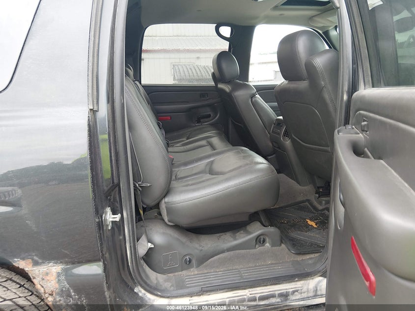 2004 CHEVROLET AVALANCHE 1500 auction photo 8