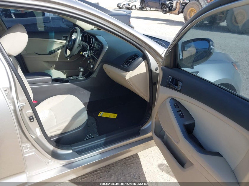 2014 KIA OPTIMA auction photo 5