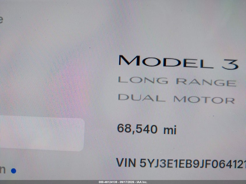 TESLA MODEL 3 - zdjęcie 13