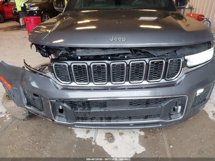 JEEP GRAND CHEROKEE L - zdjęcie 18