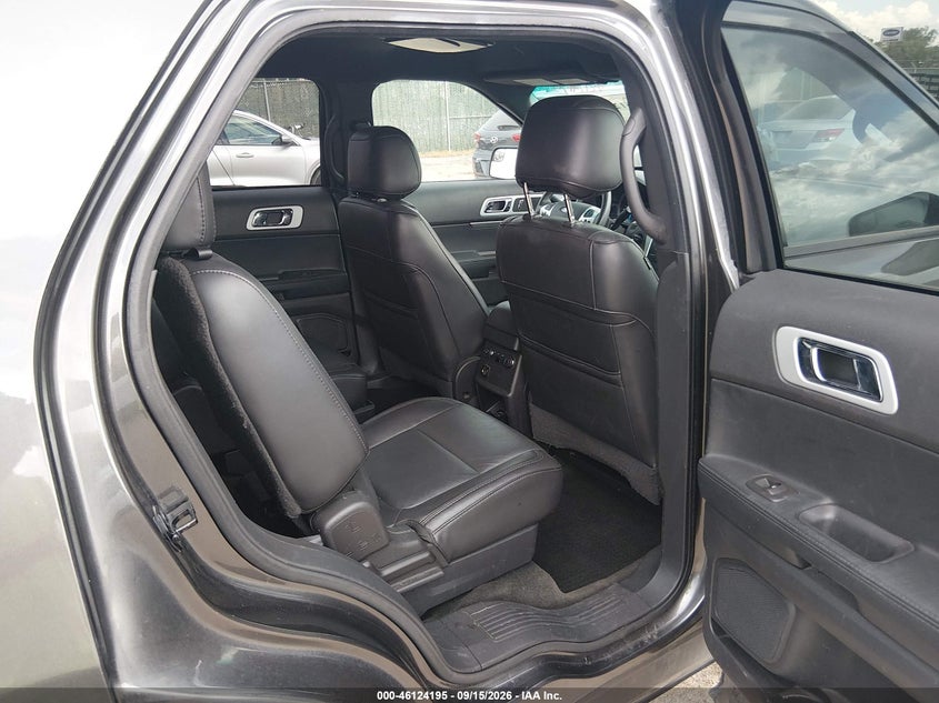 2015 FORD EXPLORER auction photo 8
