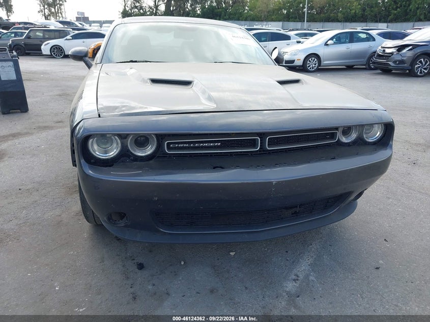 2016 DODGE CHALLENGER auction photo 6