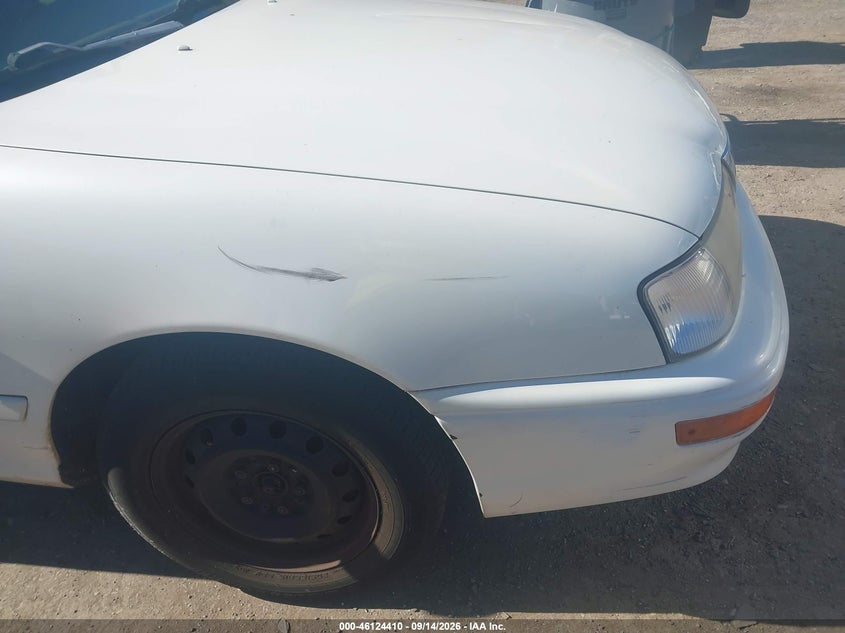 1997 TOYOTA AVALON auction photo 6