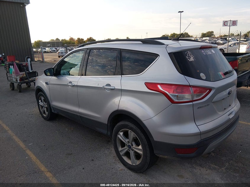 Vin: 1fmcu9gx5guc67190, lot: 46624145, ford escape se 20163