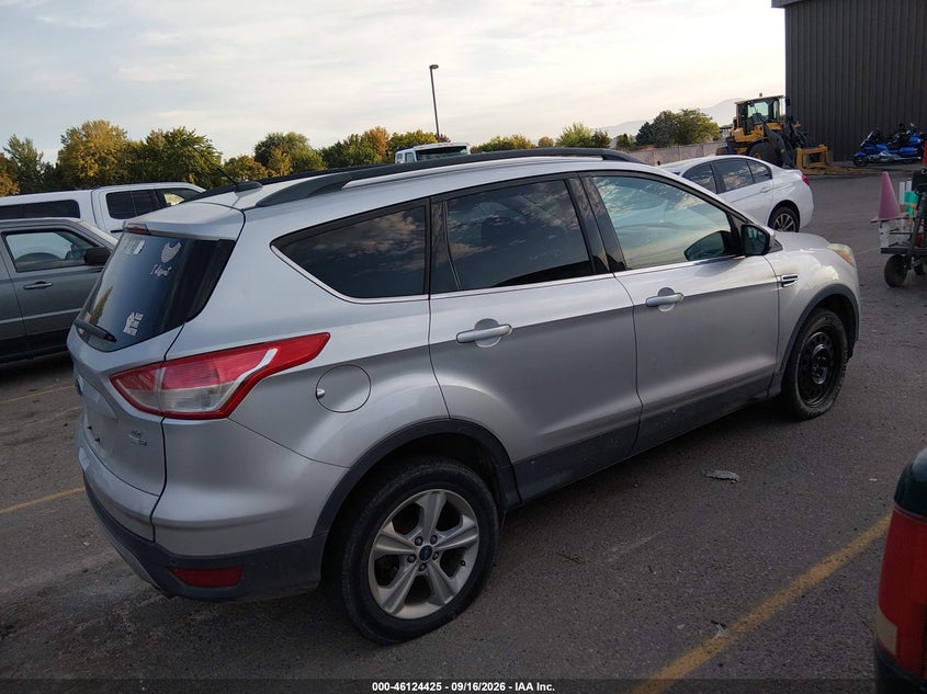 Vin: 1fmcu9gx5guc67190, lot: 46624145, ford escape se 20164