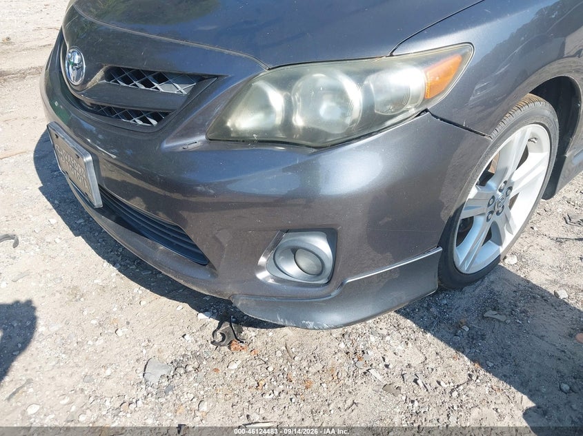 2013 TOYOTA COROLLA auction photo 6