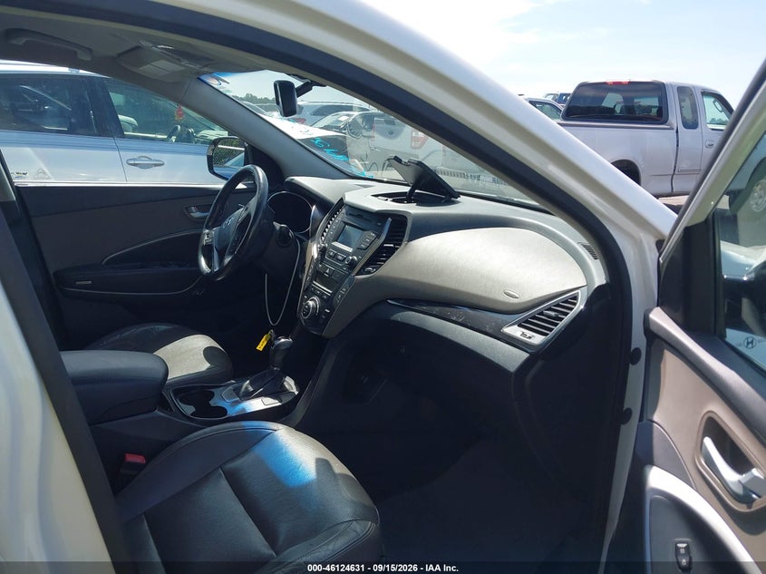 2016 HYUNDAI SANTA FE auction photo 5