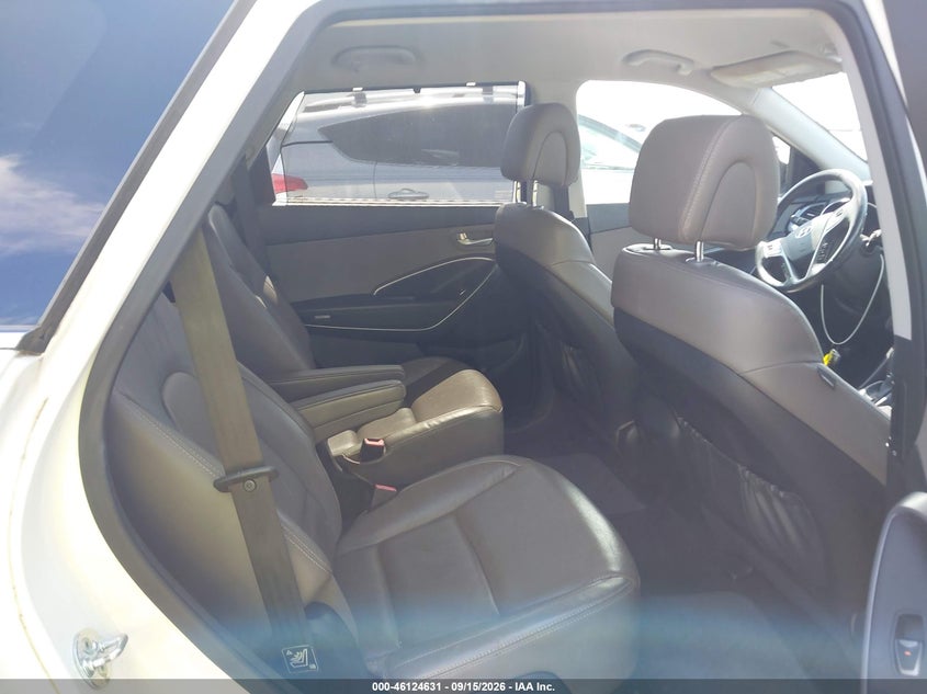 2016 HYUNDAI SANTA FE auction photo 8