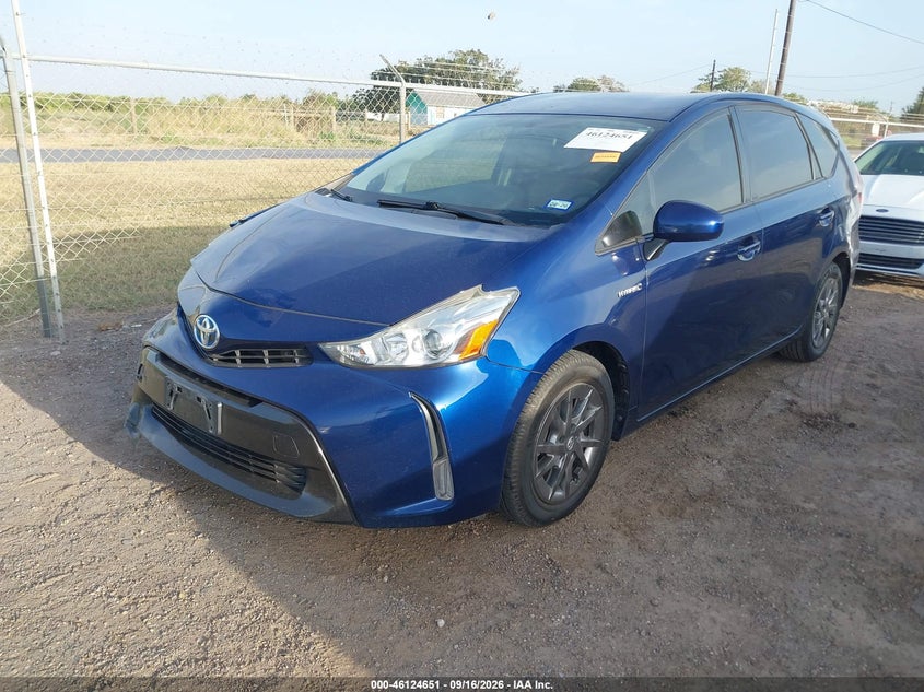 2017 Toyota Prius v (+), Удар спереду, IAAI, VIN JTDZN3EU2HJ066917 — фото 2