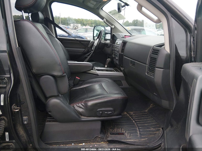 Nissan Titan - фото 5